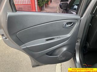 RENAULT Captur usata, con USB