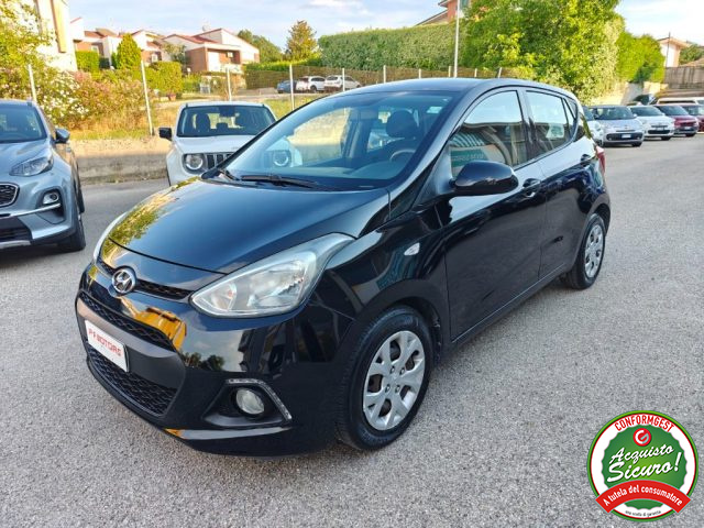 HYUNDAI i10 usata, con Airbag