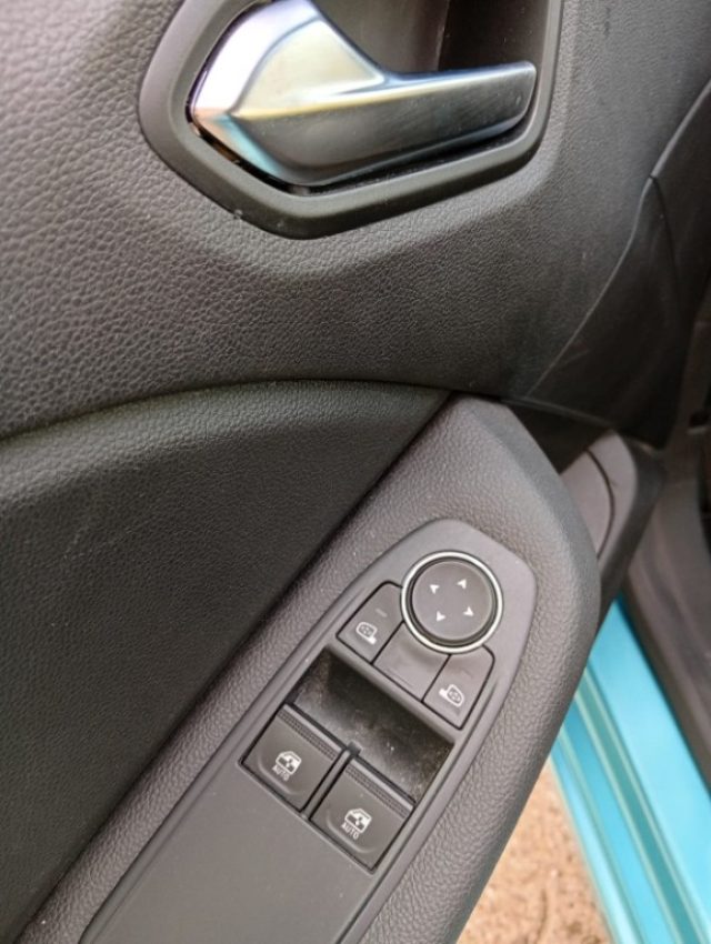 RENAULT Clio usata, con Cruise Control