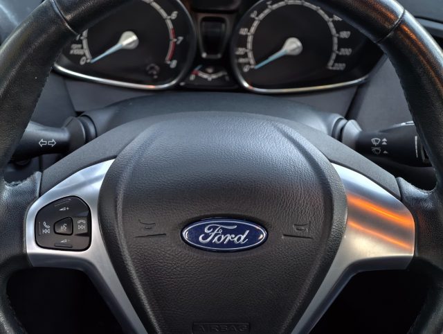 FORD Fiesta usata, con Fendinebbia