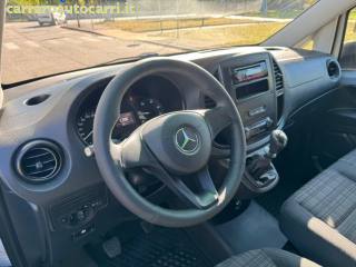 MERCEDES-BENZ Vito usata, con USB
