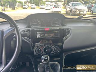 LANCIA Ypsilon usata, con ESP