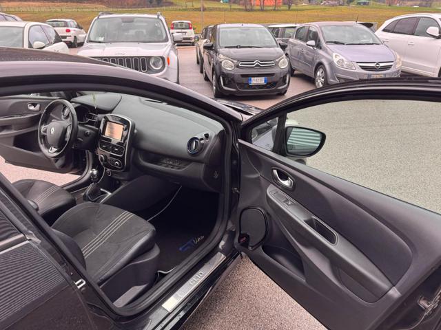 RENAULT Clio usata, con Park Distance Control