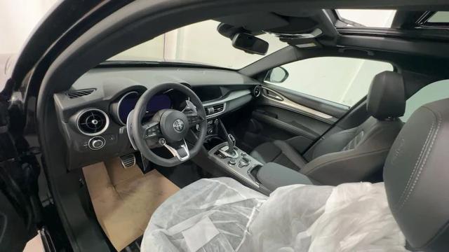 ALFA ROMEO Stelvio usata, con Autoradio