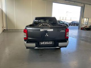 MITSUBISHI L200 usata, con Autoradio