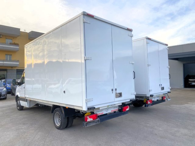 MERCEDES-BENZ Sprinter usata, con Autoradio