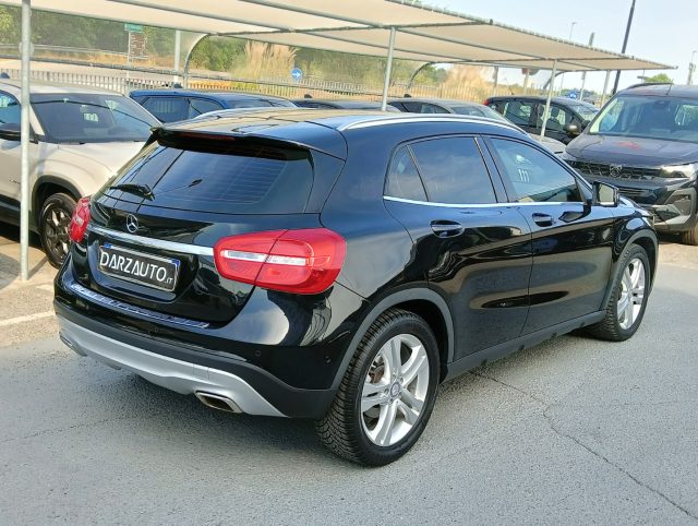 MERCEDES-BENZ GLA 200 usata, con Alzacristalli elettrici