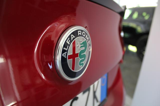 ALFA ROMEO Giulia usata, con Luci diurne LED