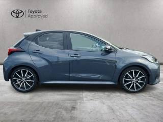 TOYOTA Yaris usata, con Cerchi in lega