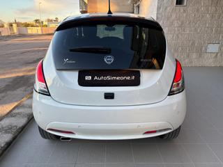 LANCIA Ypsilon usata, con Autoradio