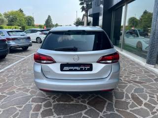 OPEL Astra usata, con Climatizzatore