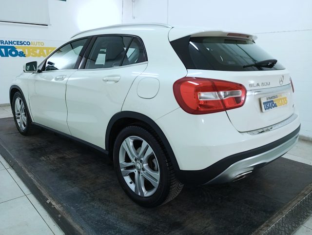 MERCEDES-BENZ GLA 200 usata, con Volante in pelle