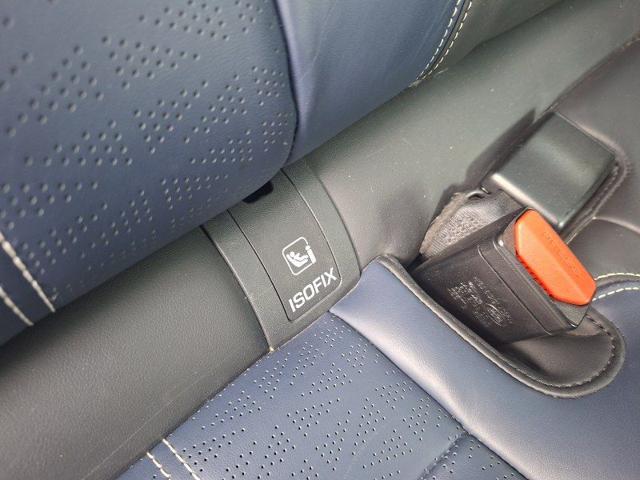 LAND ROVER Range Rover Velar usata, con Freno di stazionamento elettrico