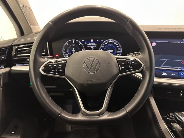 VOLKSWAGEN Touareg usata, con Chiusura centralizzata