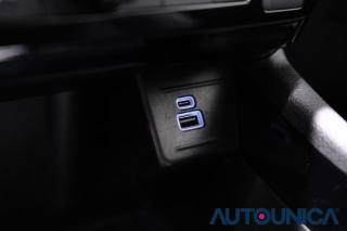 JEEP Compass usata, con Autoradio digitale
