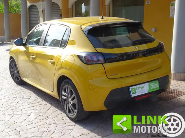 PEUGEOT 208 usata, con Autoradio