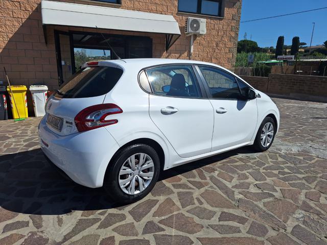 PEUGEOT 208 usata, con Alzacristalli elettrici