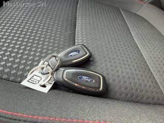 FORD Kuga usata, con Sedile posteriore sdoppiato