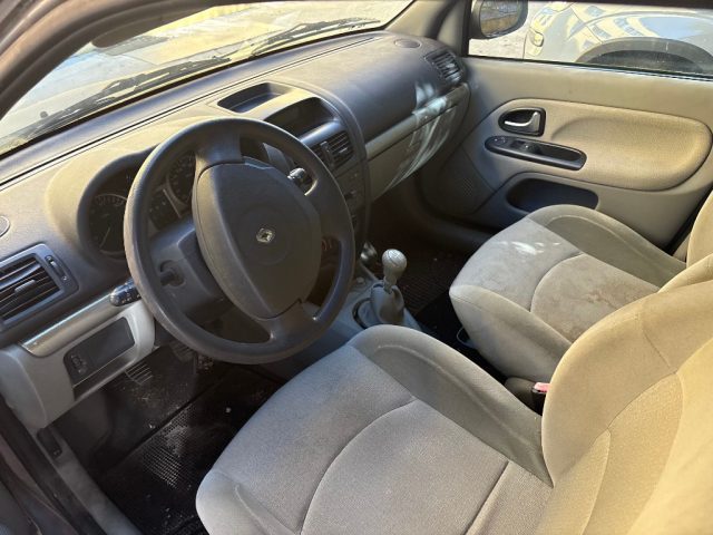 RENAULT Clio usata, con Airbag laterali