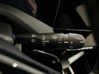 PEUGEOT 308 usata, con Fari Xenon
