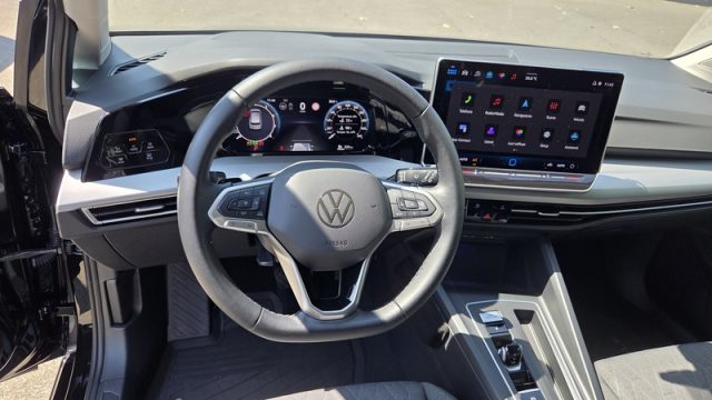VOLKSWAGEN Golf usata, con Volante in pelle