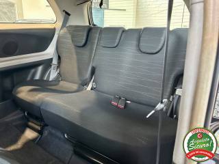 TOYOTA Yaris usata, con Touch screen