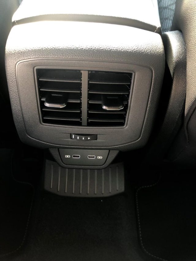 VOLKSWAGEN T-Roc usata, con Adaptive Cruise Control