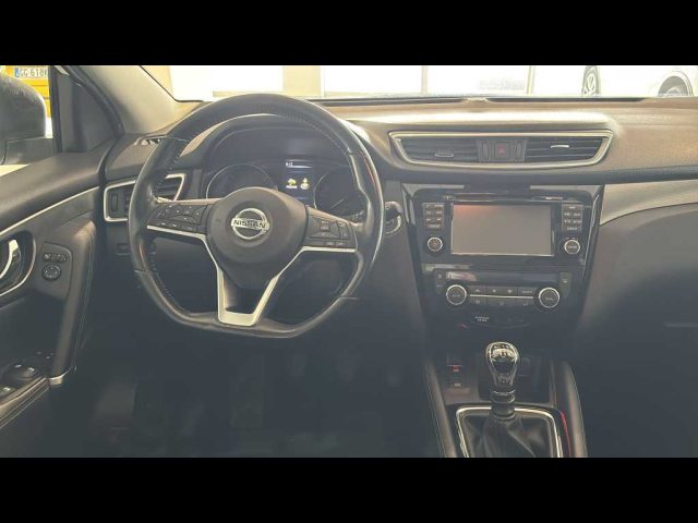 NISSAN Qashqai usata, con Climatizzatore