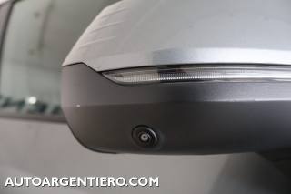 BMW 218 usata, con Fari di profondità antiabbagliamento