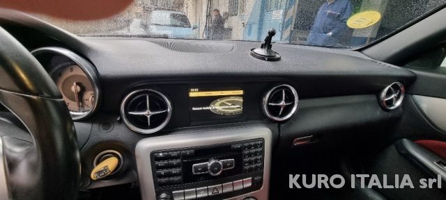 MERCEDES-BENZ SLK 200 usata, con Bracciolo
