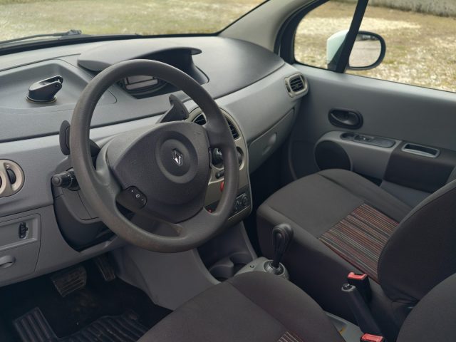 RENAULT Modus usata, con Boardcomputer