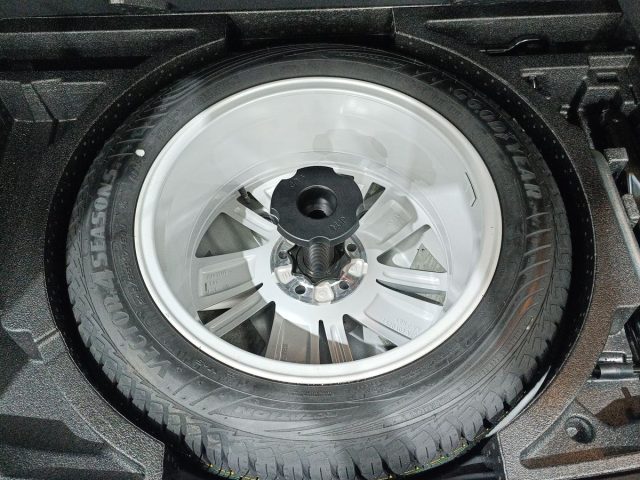 SKODA Karoq usata, con Fari LED