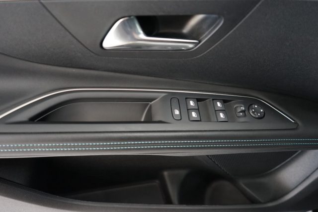 PEUGEOT 3008 usata, con Vivavoce
