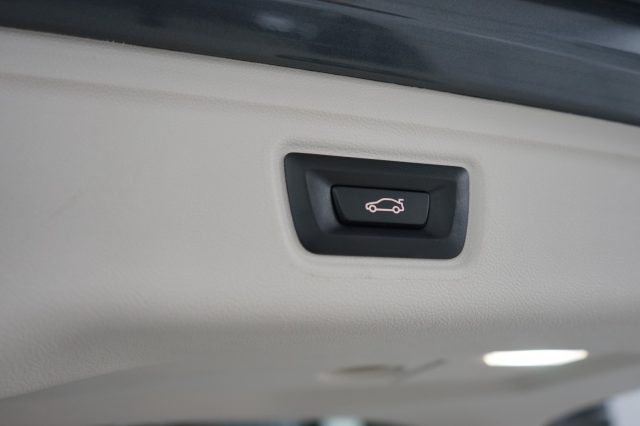 BMW 318 usata, con Cruise Control