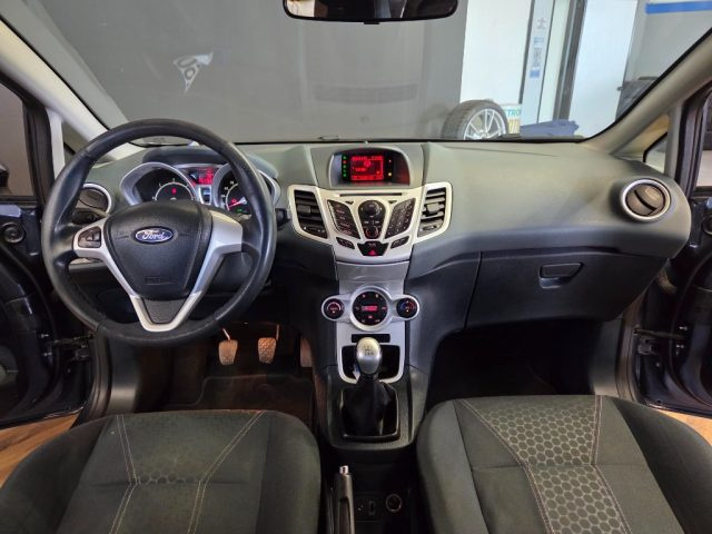 FORD Fiesta usata, con Servosterzo