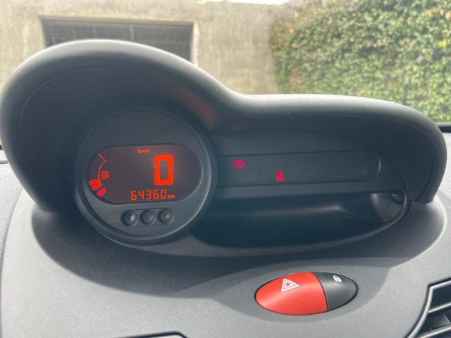RENAULT Twingo usata, con Autoradio