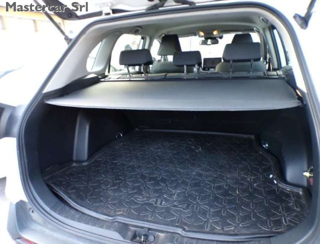 TOYOTA RAV 4 usata, con Servosterzo