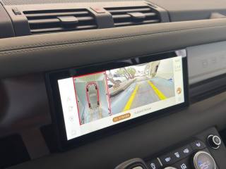 LAND ROVER Defender usata, con Autoradio digitale