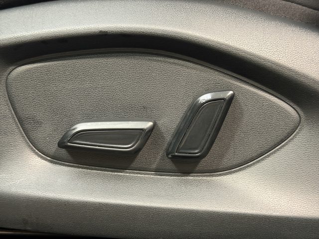 MG ZS usata 17