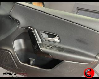 MERCEDES-BENZ A 180 usata, con Autoradio digitale