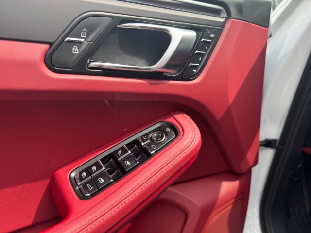 PORSCHE Macan usata, con Climatizzatore