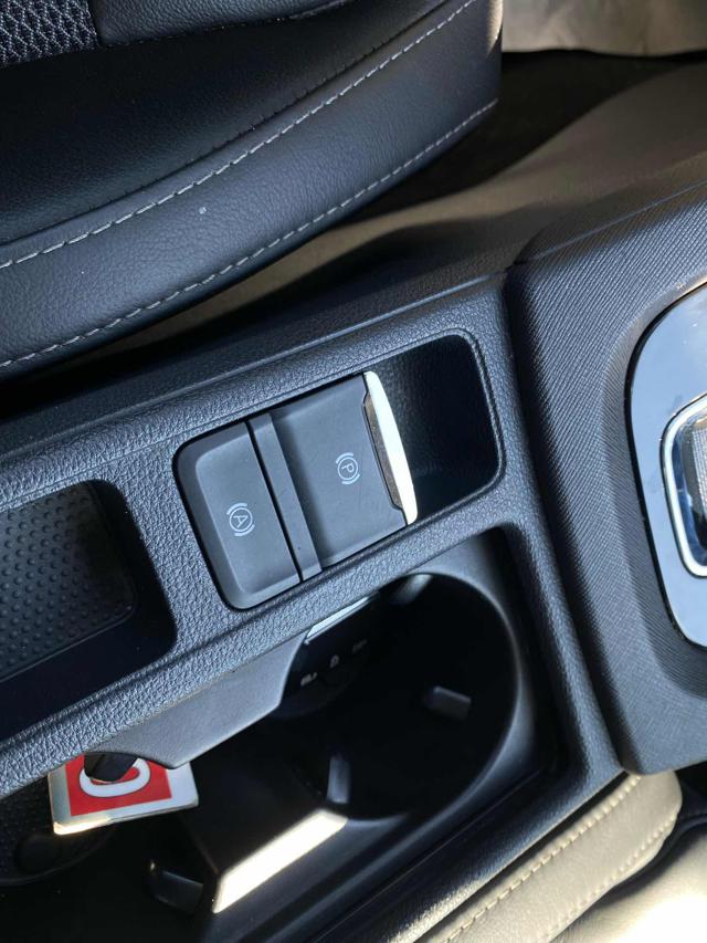 SKODA Octavia usata, con Controllo elettronico della corsia