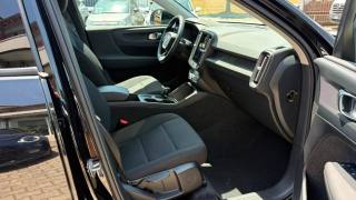 VOLVO XC40 usata, con Specchietti laterali elettrici