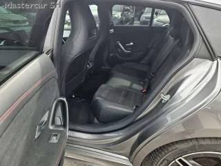 MERCEDES-BENZ CLA 180 usata, con Fari full-led