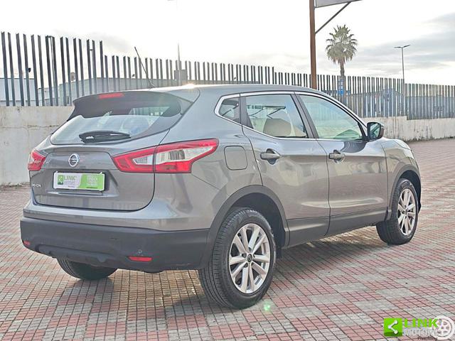 NISSAN Qashqai usata, con Autoradio