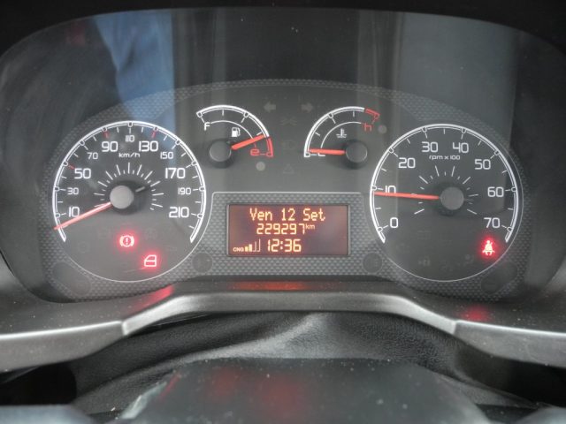 FIAT Qubo usata, con USB