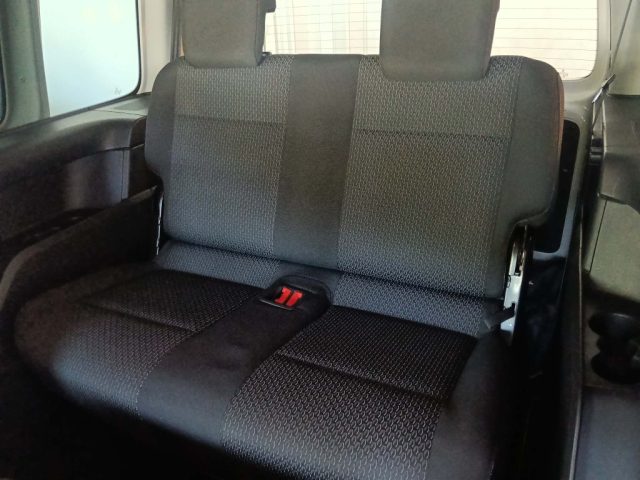 VOLKSWAGEN Caddy usata, con USB