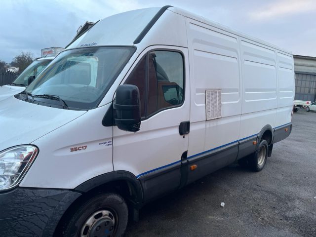 IVECO Daily usata, con Fendinebbia