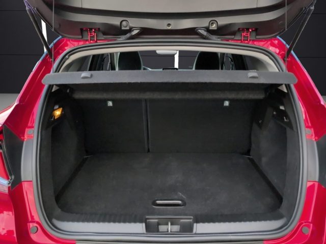 RENAULT Captur usata, con Autoradio