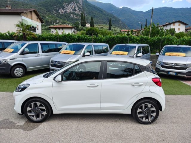 HYUNDAI i10 usata, con Airbag